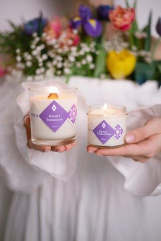 Свічка "Бузок та тюльпани" 130 мл, 15 год 552-1079-1199 фото